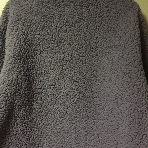 Champion
Women’s
Purple Sweatshirt
Size XL
Sherpa
Pull Over
Warm & Cozy - Picture 9 of 10